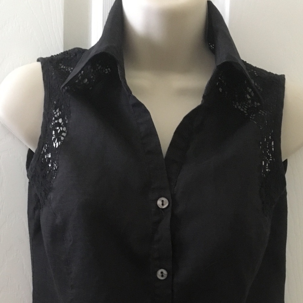 TRACY M 100% Linen Tie Front Crochet trim top SM